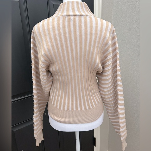 Free People Boho Chic Mad Chill Beige Cream Striped Ribbed Mock Turtleneck Sz Sm - Picture 8 of 16